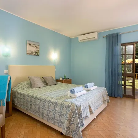 Lurdes By Villa Gale (Albufeira)