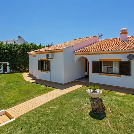 Lurdes By * Gale (Albufeira)